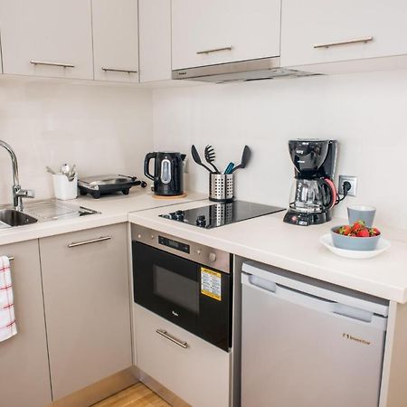 A23 Sunny & Cosy Suite With Balcony Near Parthenon Athen Eksteriør billede