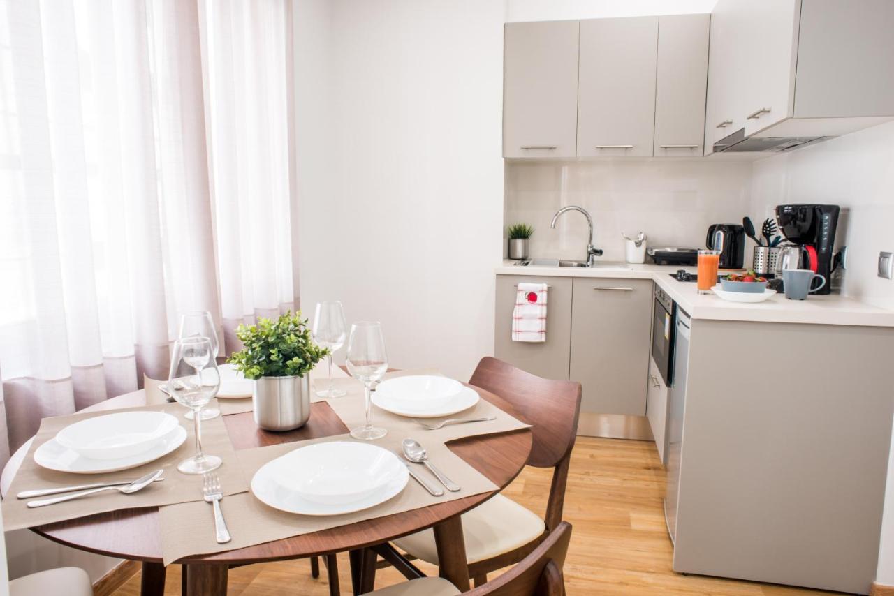A23 Sunny & Cosy Suite With Balcony Near Parthenon Athen Eksteriør billede